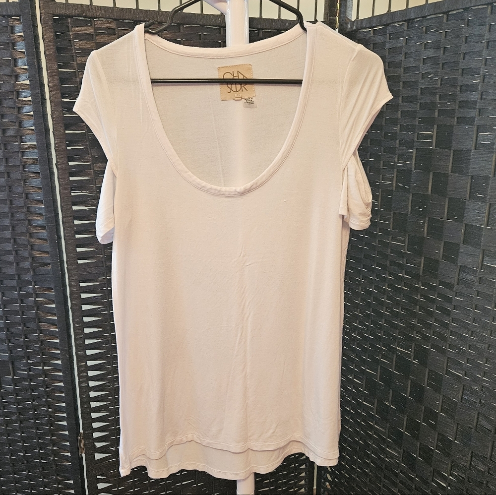 NWOT Chaser White Short Sleeve Cold Shoulder Tee
